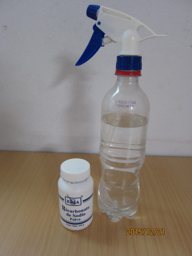 Spray vinagre y Bicarbonato de Sodio