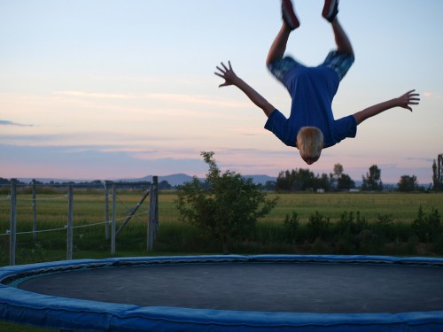 Trampoline, Vuelta, Joven, Canadá