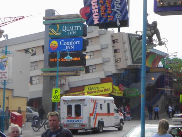 Clifton Hill, Niagara, Canadá, Estados Unidos