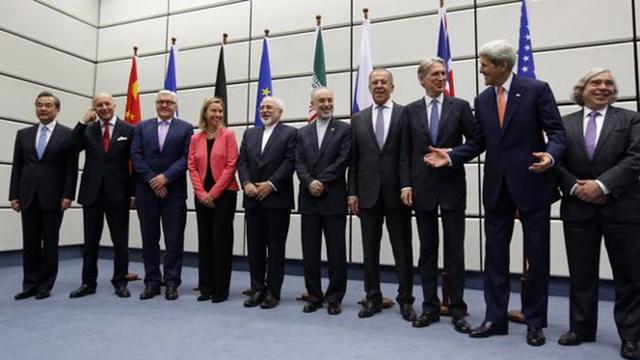 Irán había firmado un pacto diplomático en 2015 para limitar su programa nuclear. El grupo de potencias mundiales que conformó en un inicio fue el P5+1: Estados Unidos, Reino Unido, Francia, China, Rusia y Alemania. (Foto: AFP)