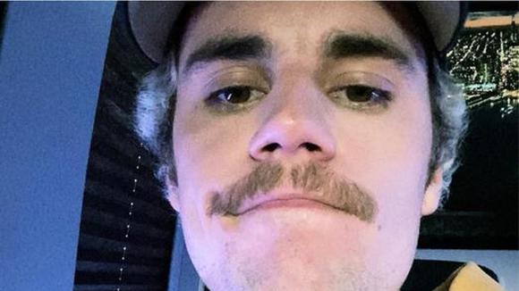 Justin Bieber se quitó el bigote. (Video: Instagram oficial)