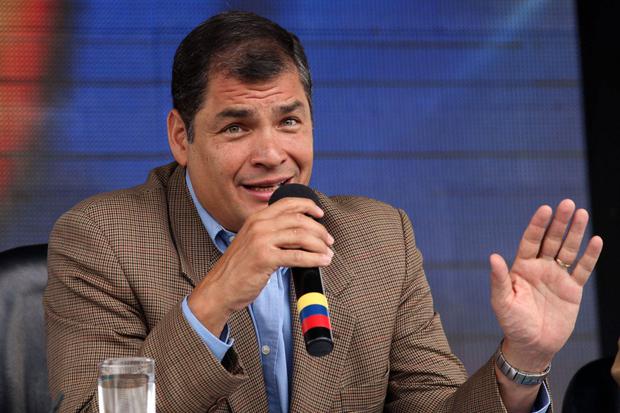 En el 2007 el mandatario ecuatoriano Rafael Correa estrenó el programa "Enlace ciudadano", el cual se transmitía todos los sábados y que condujo hasta pocos días antes de dejar la presidencia. (AP)